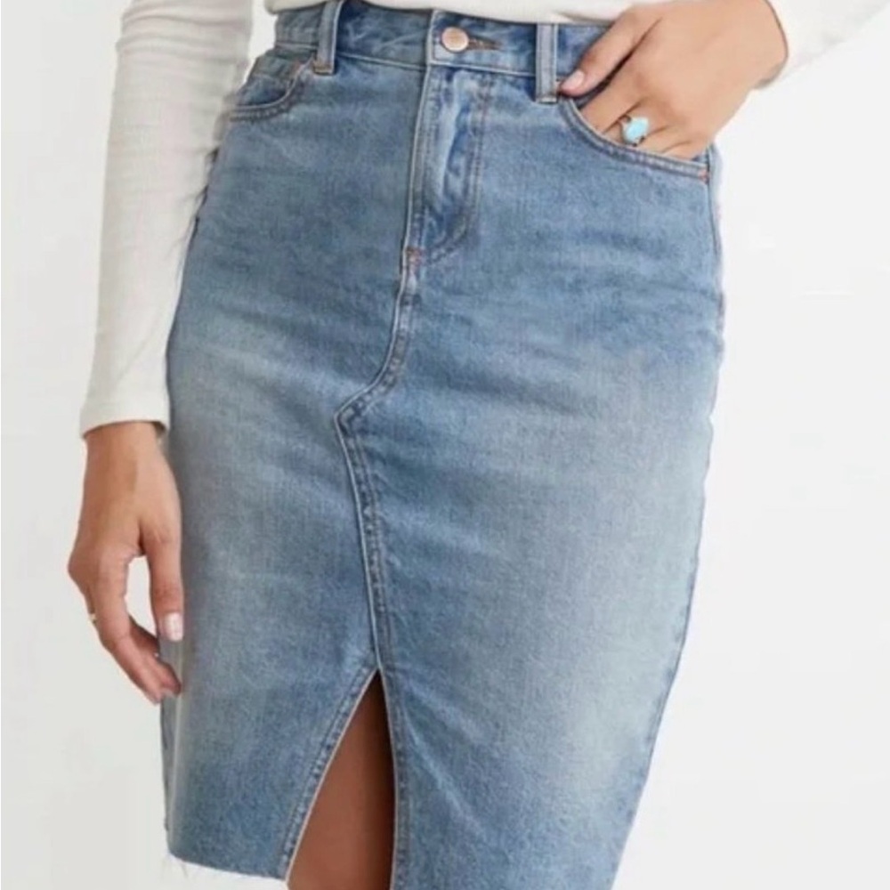 Marine Layer Light Blue Denim Pencil Skirt with Front Slit  (B7)